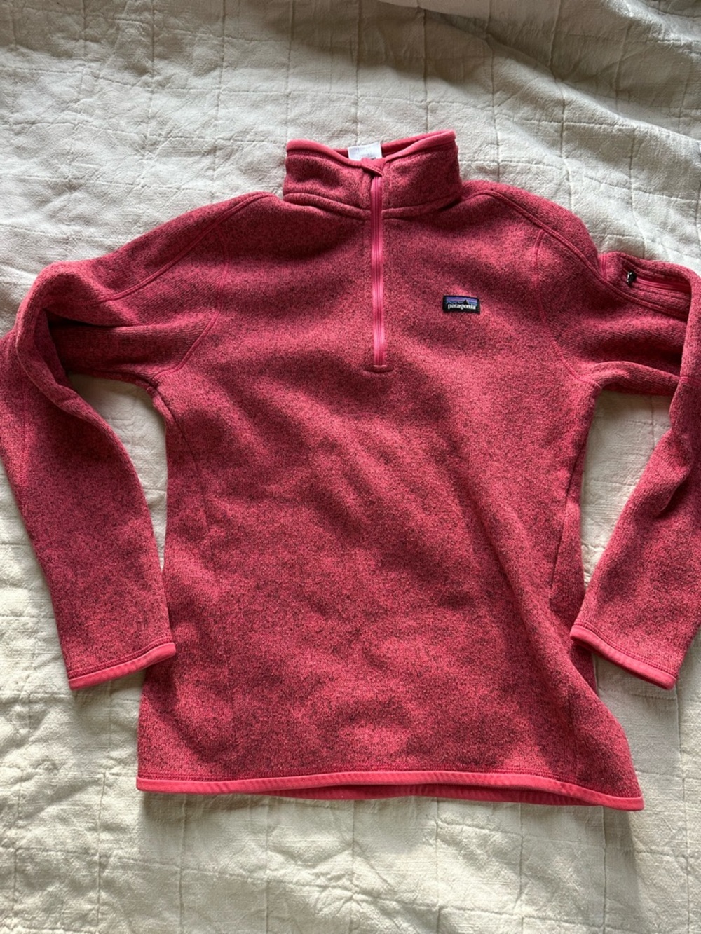 Patagonia Women's Heathered Raspberry quarter-Zip Fleece Pullover